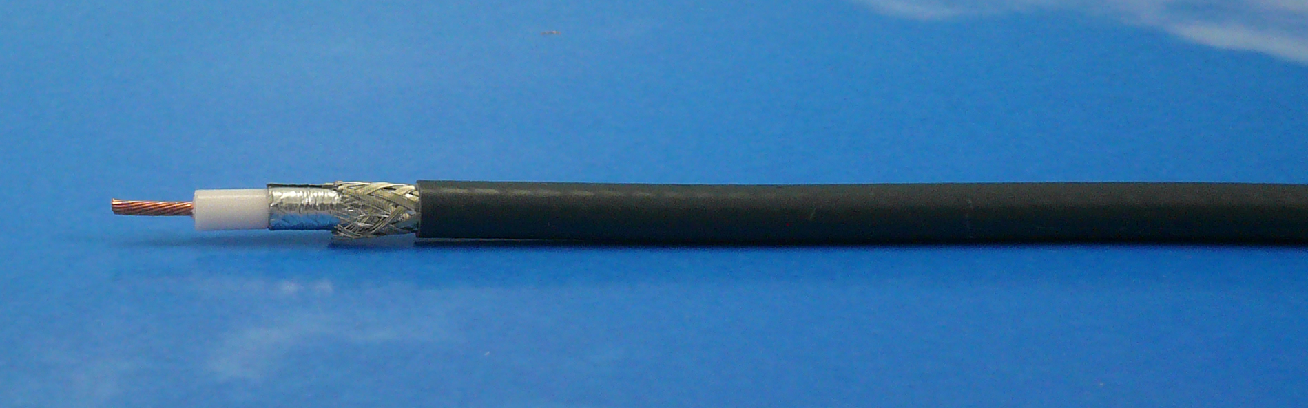 H155   5,4mm Belden  Grey