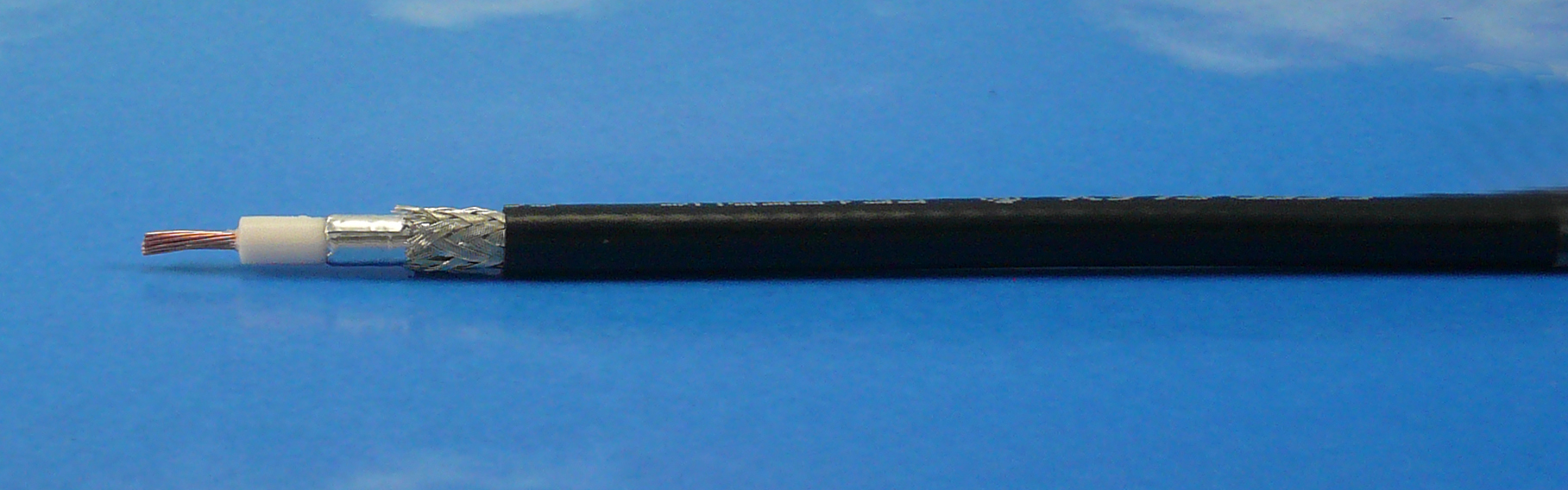 FF155 PVC 5,4mm FeedFlex  100m Sort
FEEDFLEX
