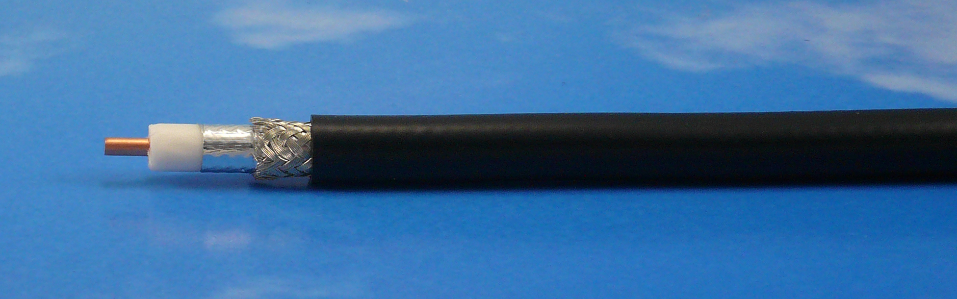 FF400 Low Loss coax Black 100m Drum
FEEDFLEX